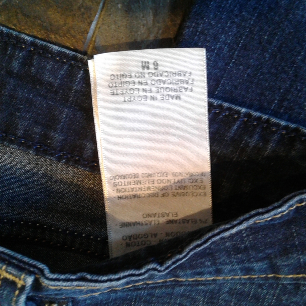 LEVIS - Picture 4 of 9